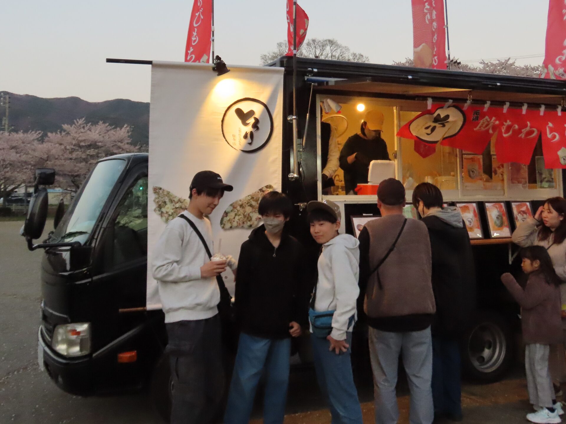 20260411　第3回 夜桜祭り